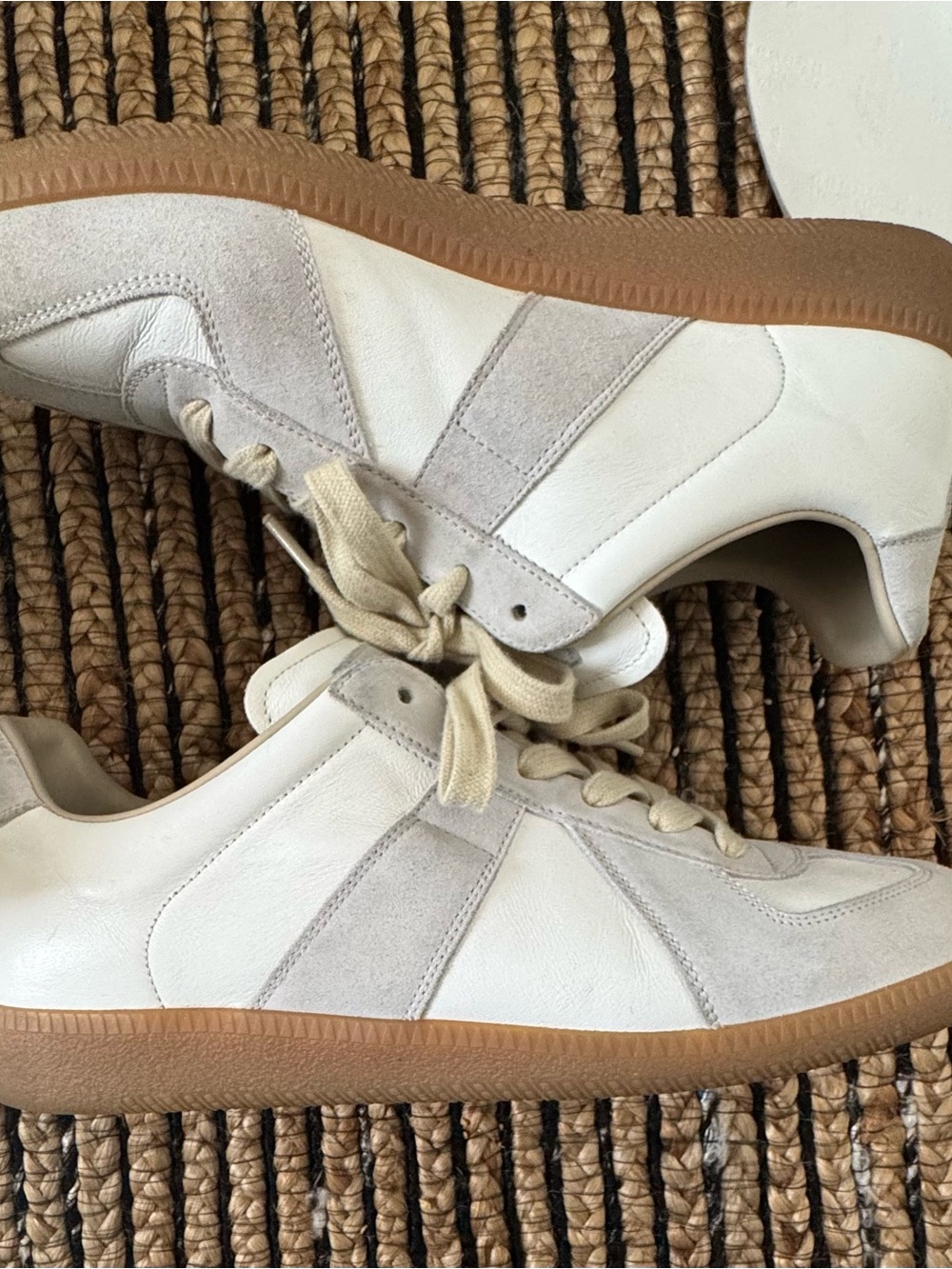Maison Martin Margiela White and Gum Low-Top Sneakers size 40.5uk/7.5us